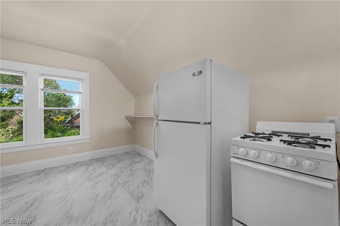 1296 Cook Avenue Lakewood OH 44107