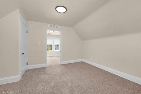 1296 Cook Avenue Lakewood OH 44107