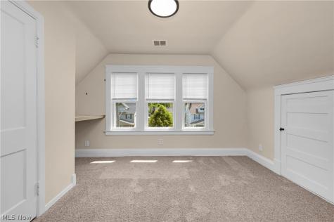 1296 Cook Avenue Lakewood OH 44107