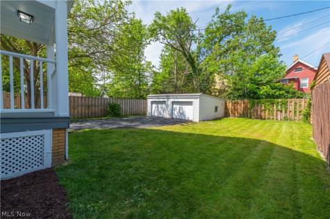 1296 Cook Avenue Lakewood OH 44107