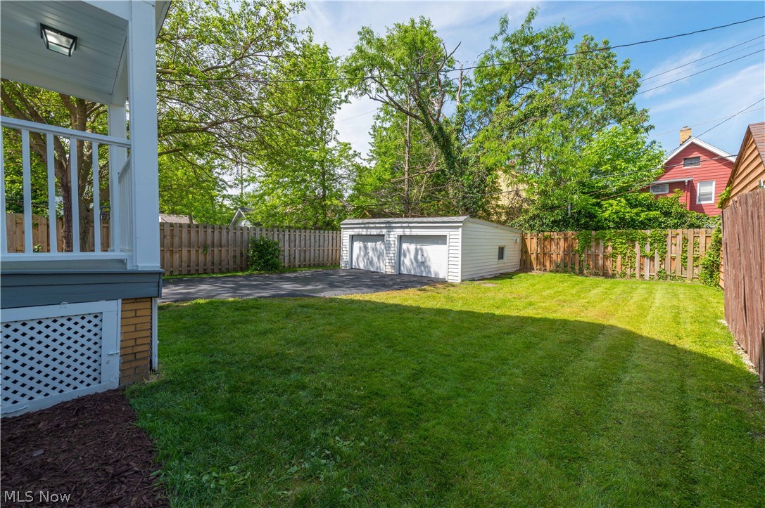 1296 Cook Avenue Lakewood OH 44107