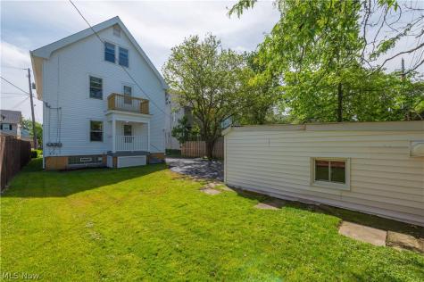 1296 Cook Avenue Lakewood OH 44107
