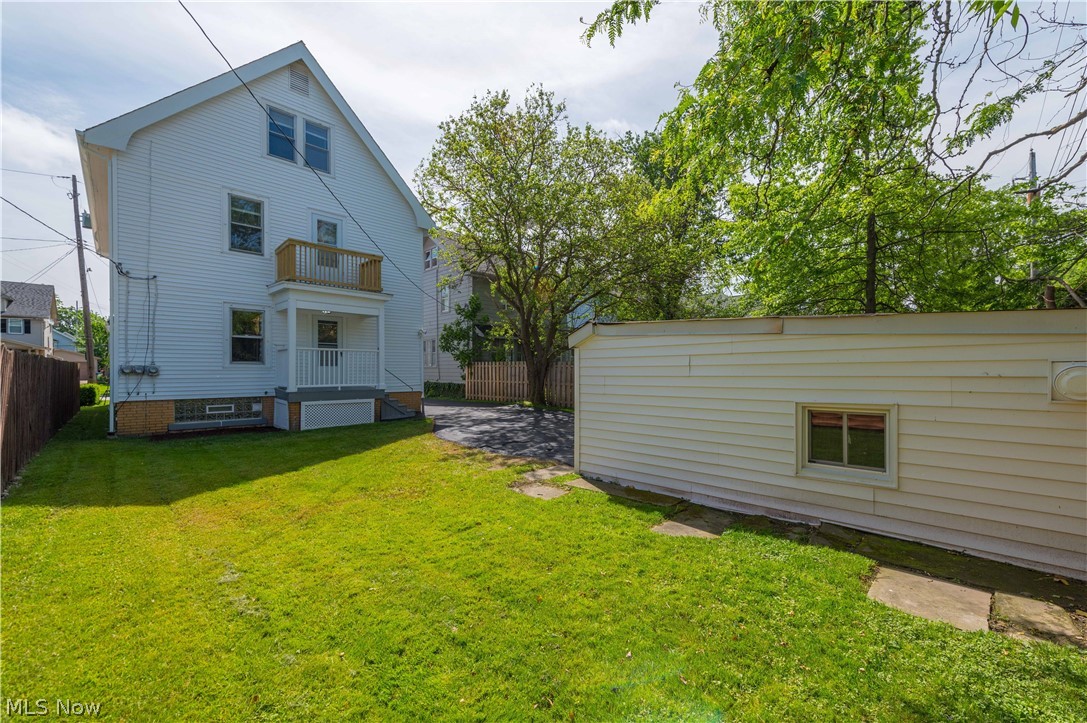 1296 Cook Avenue Lakewood OH 44107