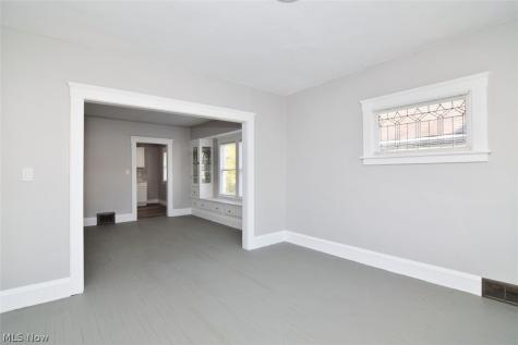 13710 Benwood Avenue Cleveland OH 44105