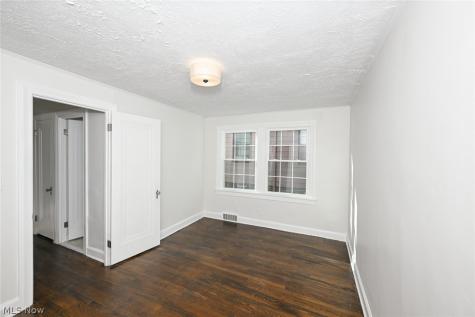 3624 Rolliston Road Shaker Heights OH 44120