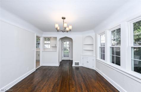 3624 Rolliston Road Shaker Heights OH 44120