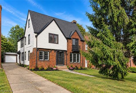 3624 Rolliston Road Shaker Heights OH 44120