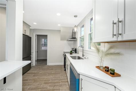 3624 Rolliston Road Shaker Heights OH 44120
