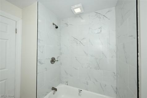 3624 Rolliston Road Shaker Heights OH 44120