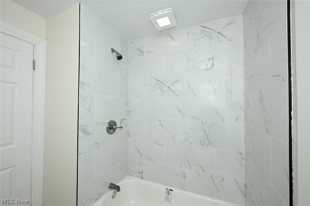 3624 Rolliston Road Shaker Heights OH 44120