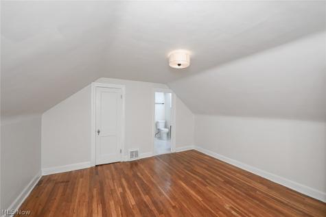 3624 Rolliston Road Shaker Heights OH 44120