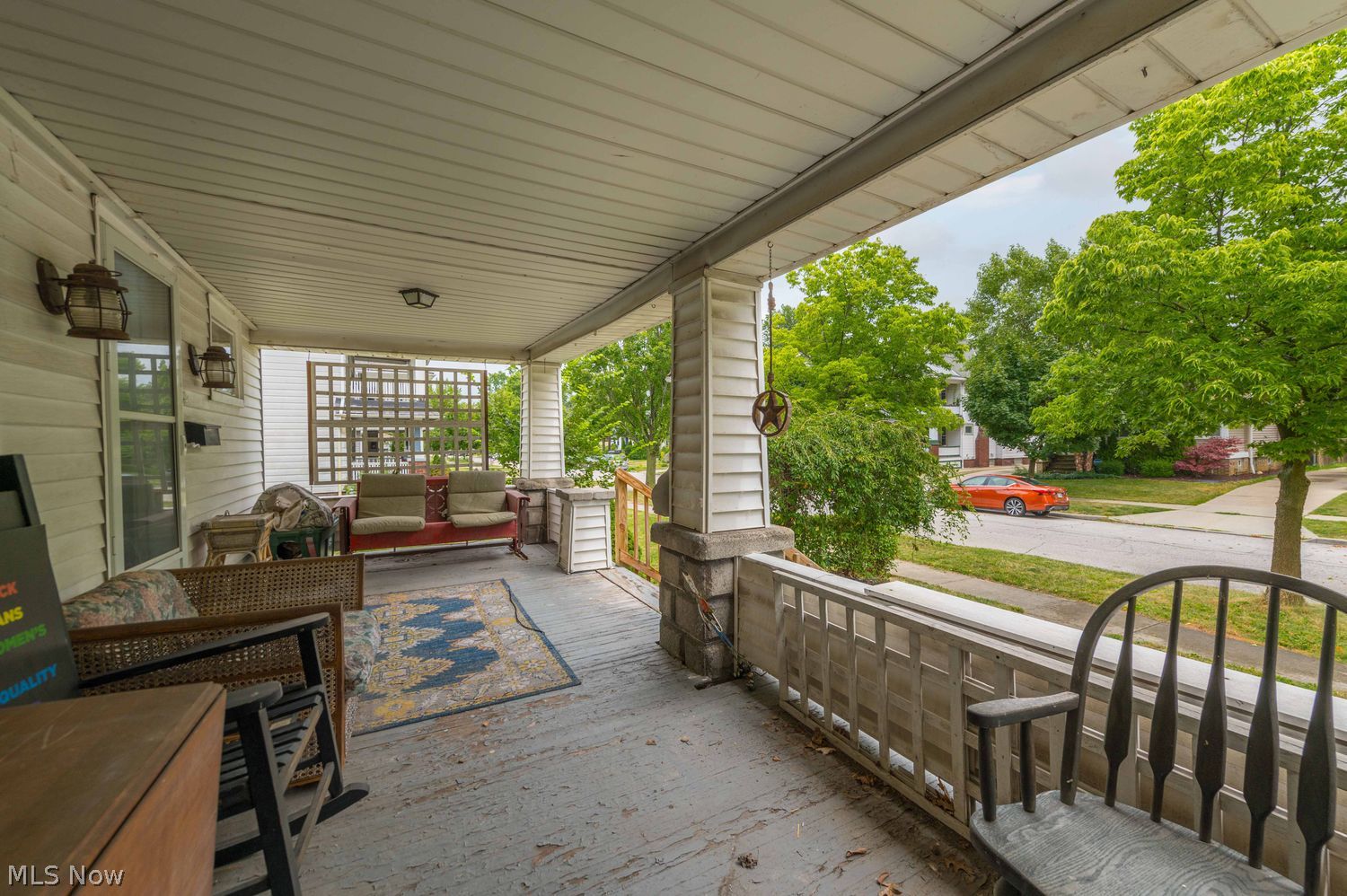 1332 W 105th Street Cleveland OH 44102