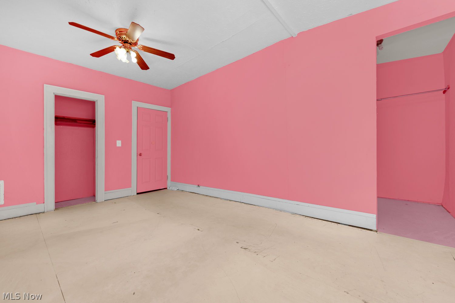 1332 W 105th Street Cleveland OH 44102