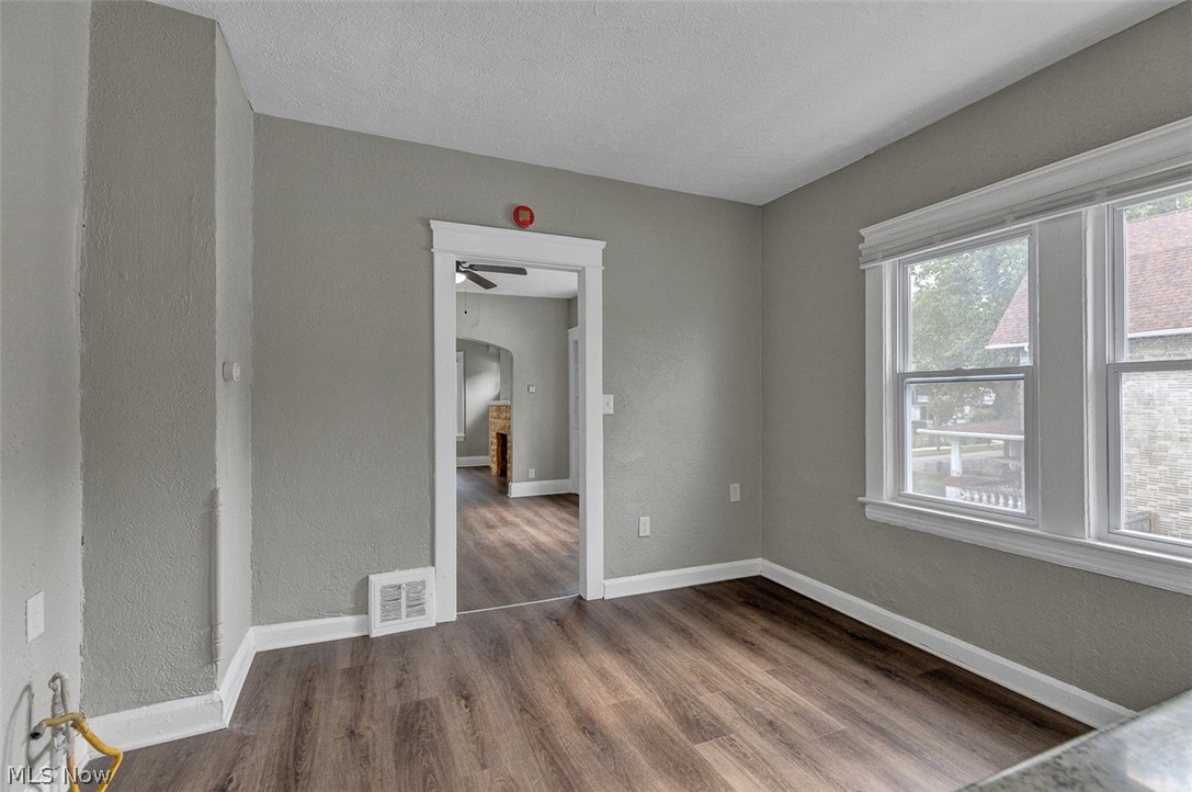 13608 Earlwood Road Cleveland OH 44110