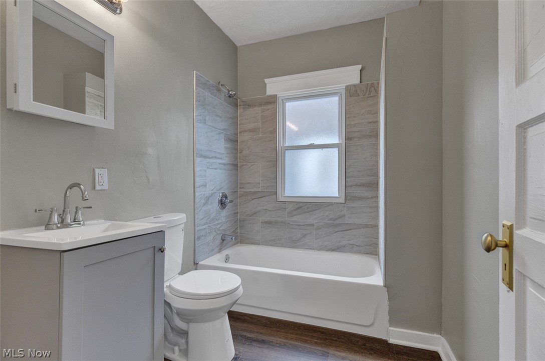 13608 Earlwood Road Cleveland OH 44110