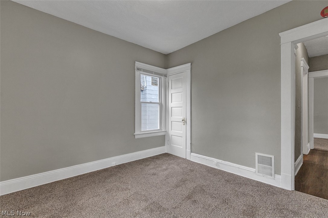 13608 Earlwood Road Cleveland OH 44110