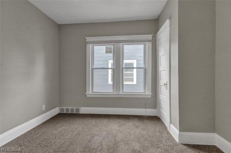 13608 Earlwood Road Cleveland OH 44110