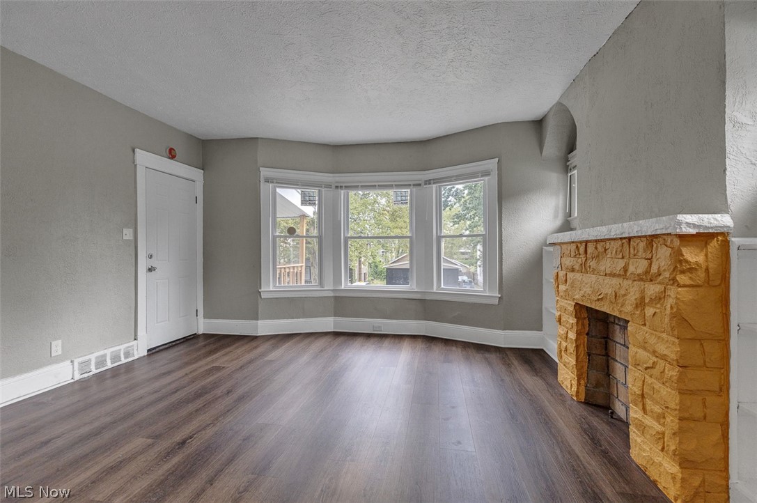 13608 Earlwood Road Cleveland OH 44110