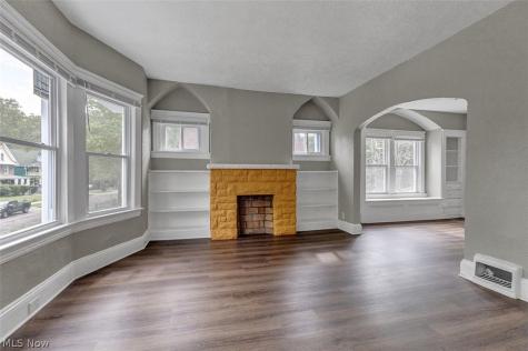 13608 Earlwood Road Cleveland OH 44110