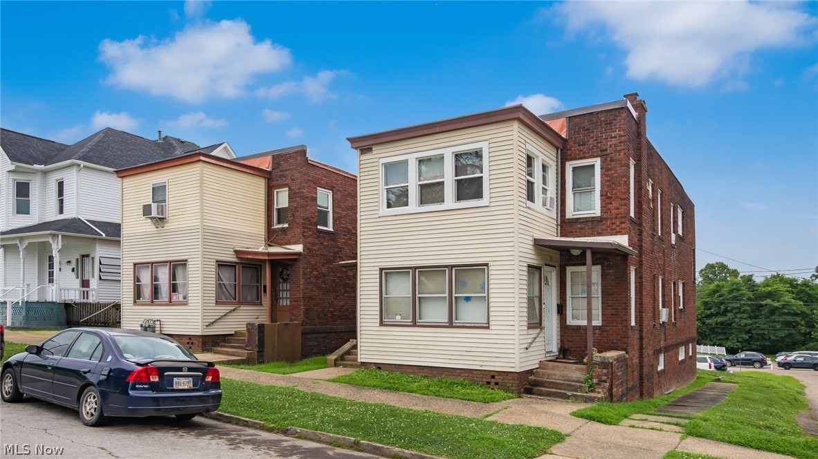 1002 & 1004 Gaston Avenue Cambridge OH 43725