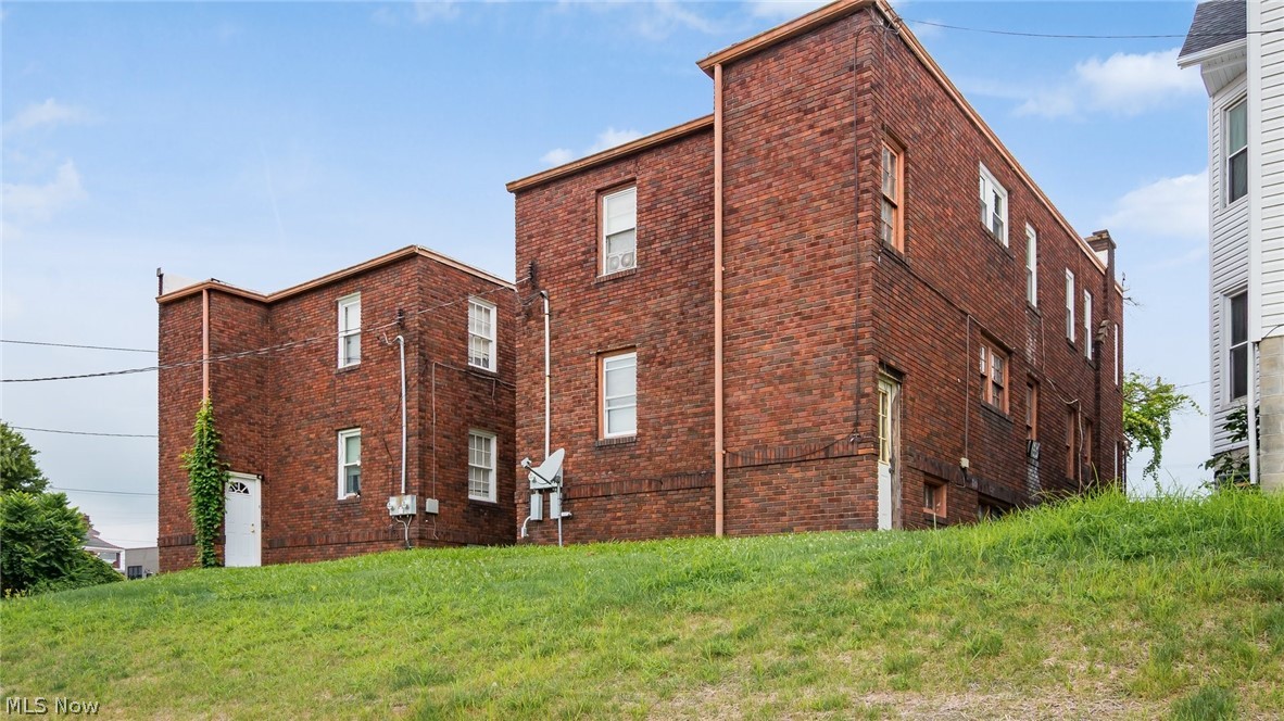 1002 & 1004 Gaston Avenue Cambridge OH 43725
