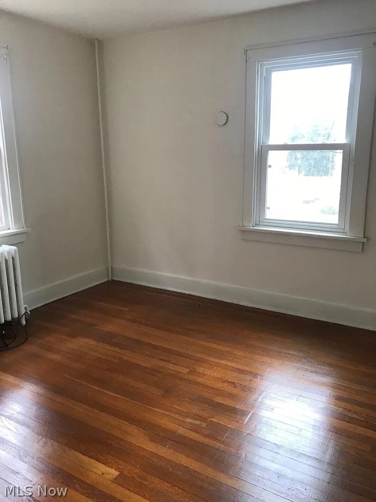 1002 & 1004 Gaston Avenue Cambridge OH 43725