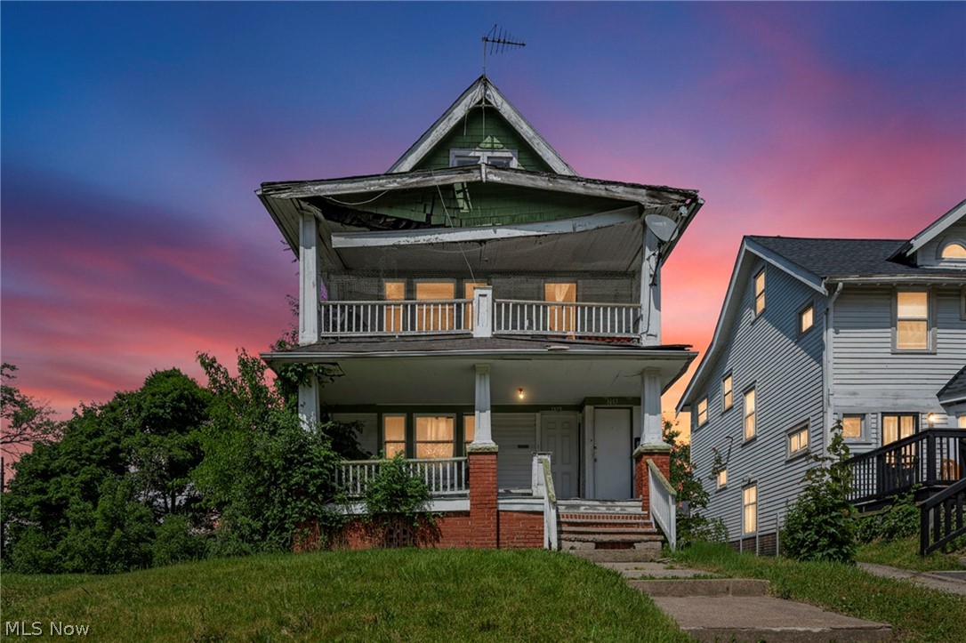1835 Reyburn Road Cleveland OH 44112