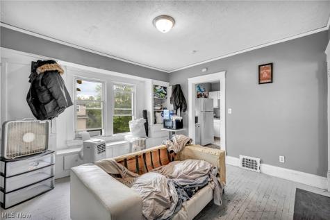 1835 Reyburn Road Cleveland OH 44112