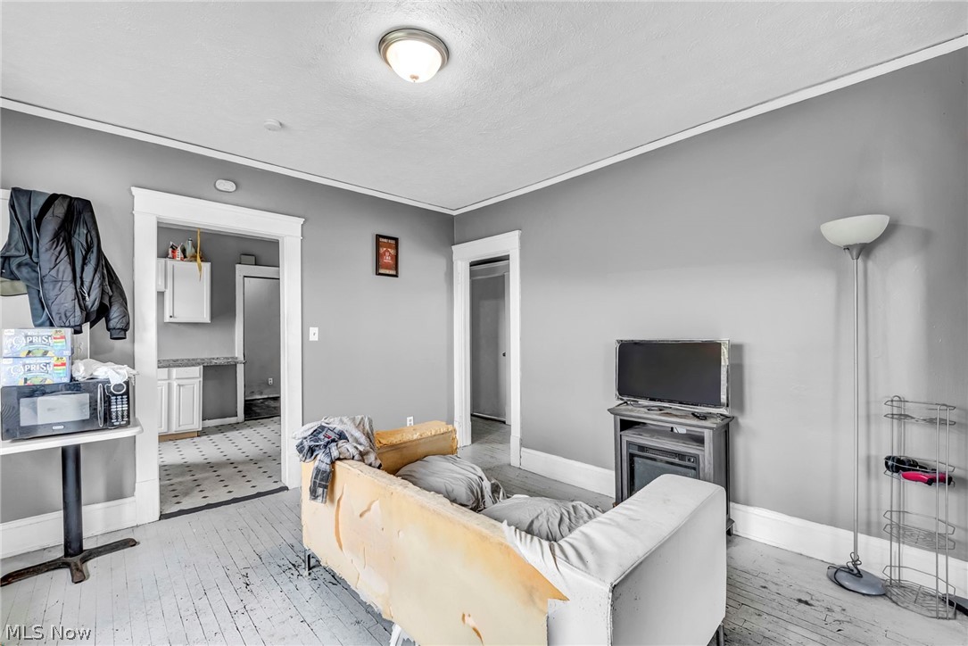 1835 Reyburn Road Cleveland OH 44112
