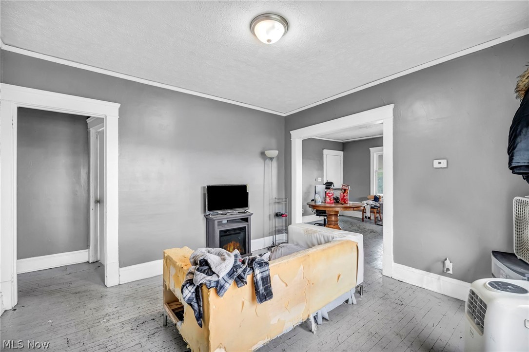 1835 Reyburn Road Cleveland OH 44112