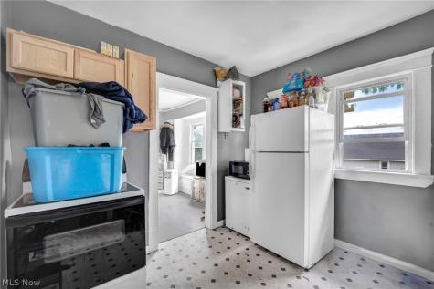 1835 Reyburn Road Cleveland OH 44112