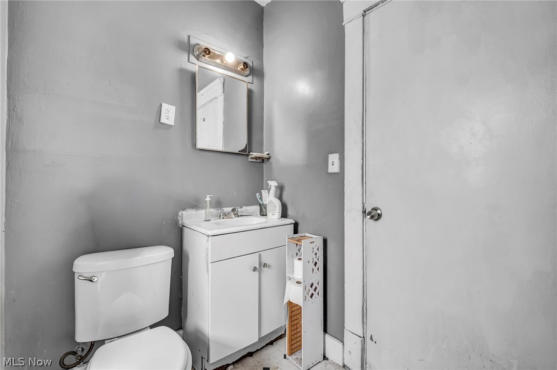 1835 Reyburn Road Cleveland OH 44112