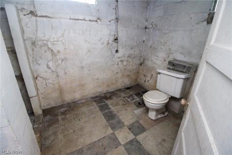 3908 Mahoning Avenue Youngstown OH 44515