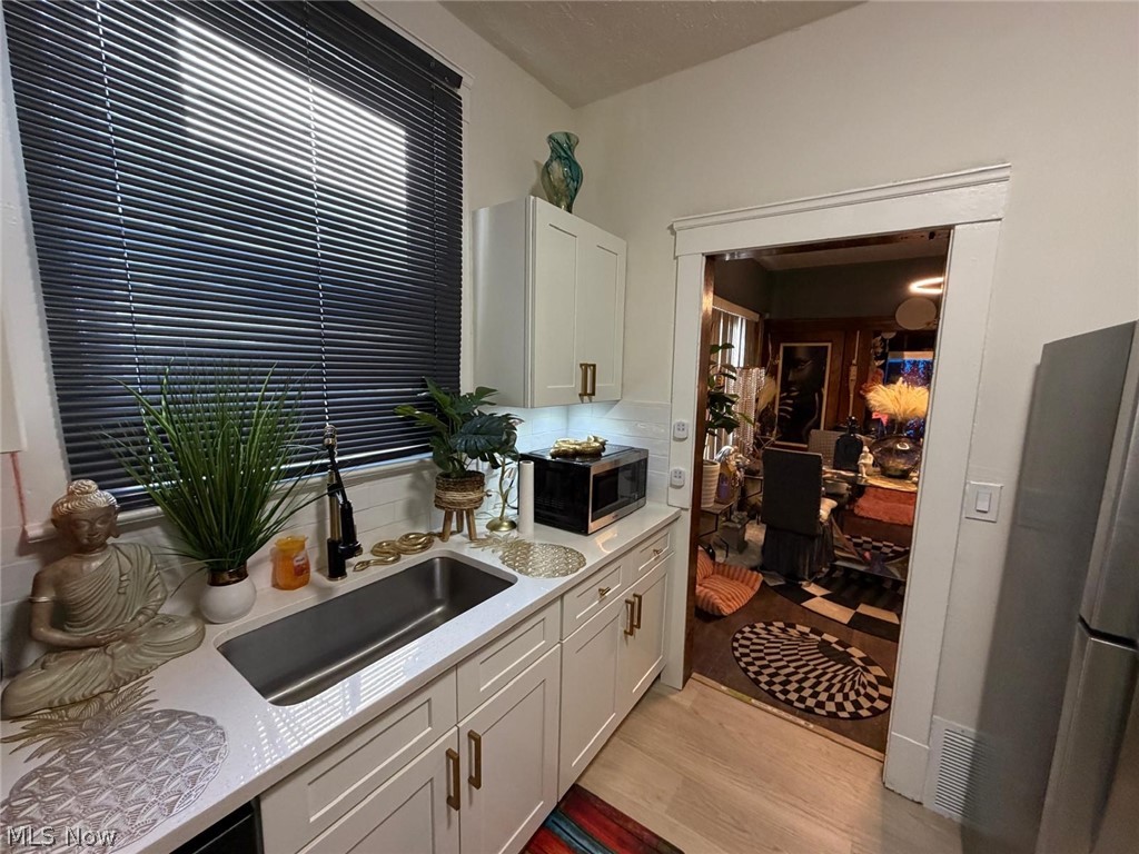 4328 Riverside Avenue Cleveland OH 44102