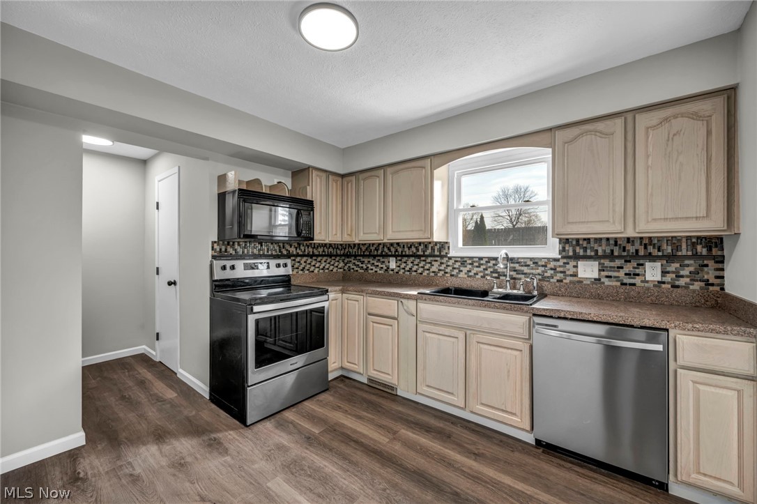 2427 Haverhill Road Twinsburg OH 44087