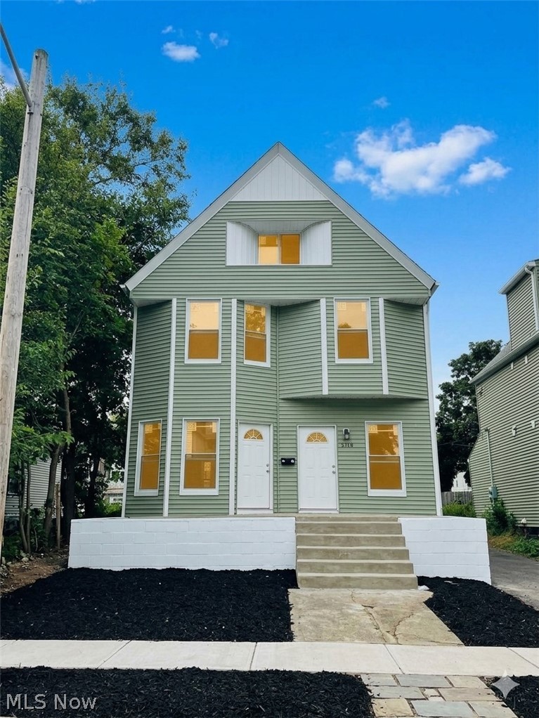 2326 E 95th Street Cleveland OH 44106