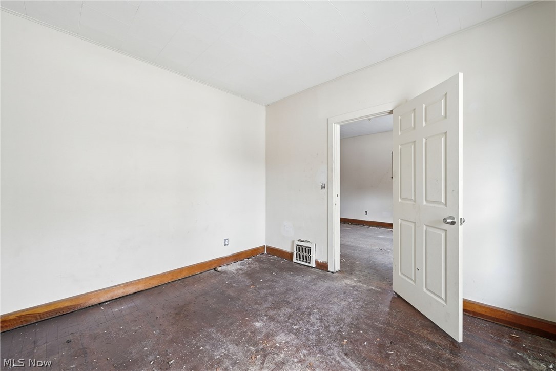 6511 Fullerton Avenue Cleveland OH 44105