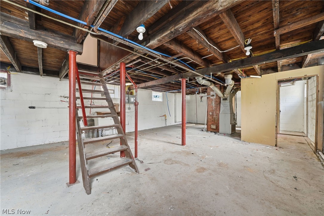 6511 Fullerton Avenue Cleveland OH 44105