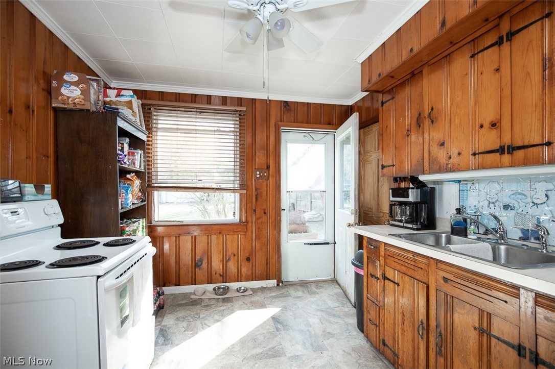 3805 Revere Court Cleveland OH 44109