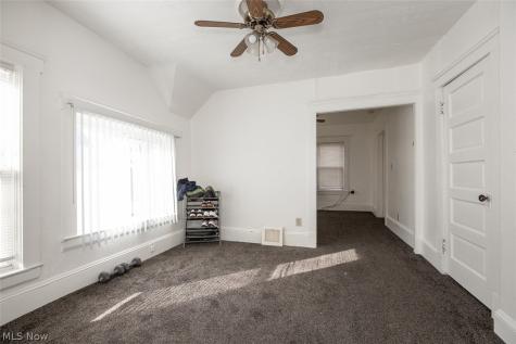 3805 Revere Court Cleveland OH 44109