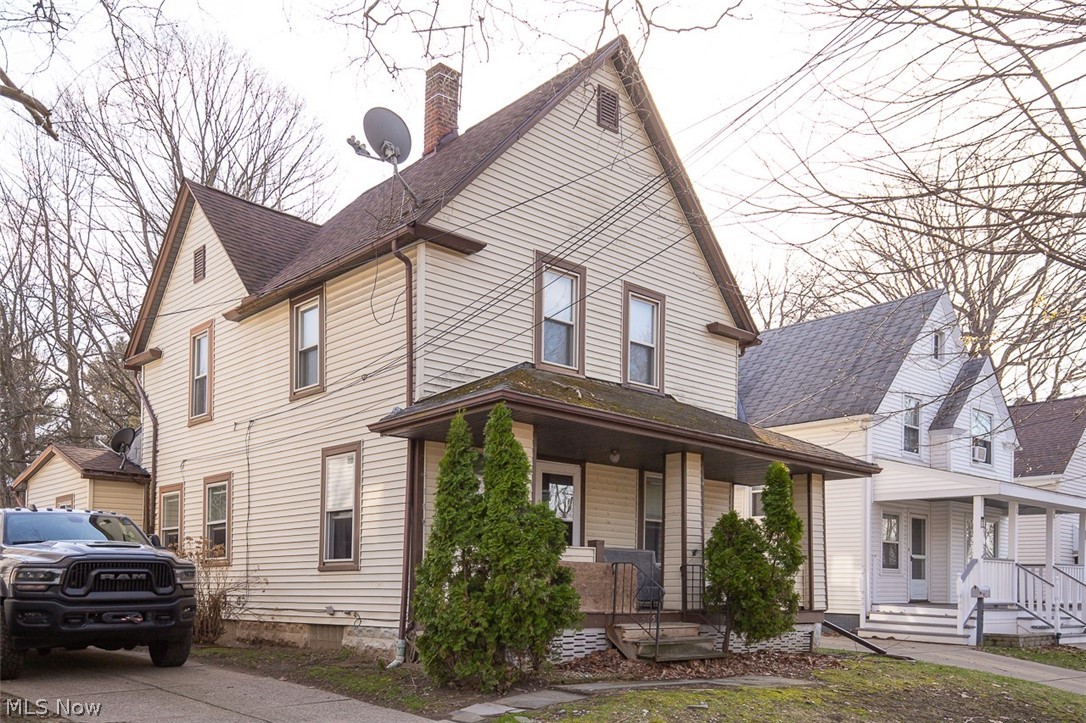 3805 Revere Court Cleveland OH 44109