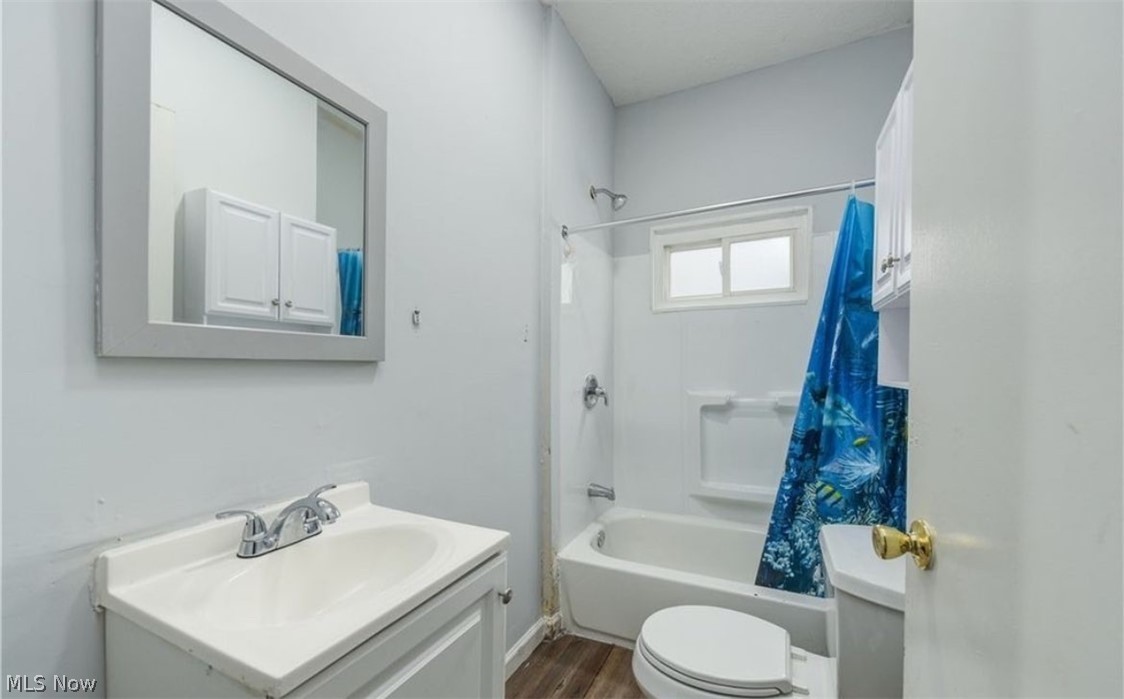 5678 Hamlet Avenue Cleveland OH 44127