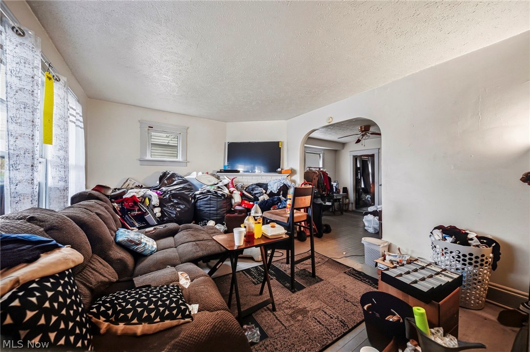 11002 Kinsman Road Cleveland OH 44104