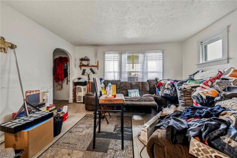 11002 Kinsman Road Cleveland OH 44104