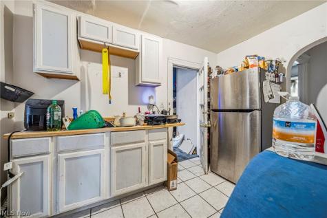 11002 Kinsman Road Cleveland OH 44104