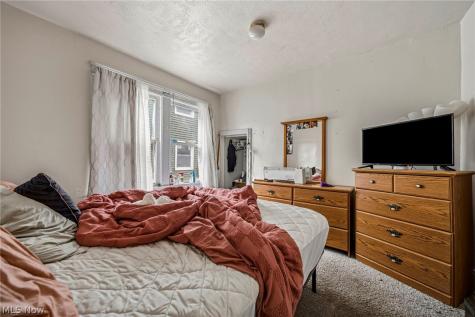 11002 Kinsman Road Cleveland OH 44104