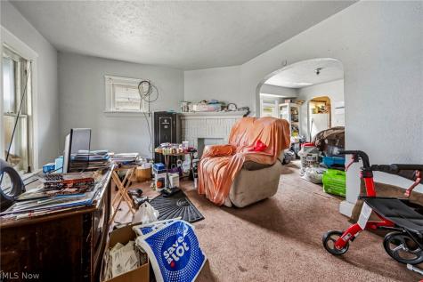 11002 Kinsman Road Cleveland OH 44104