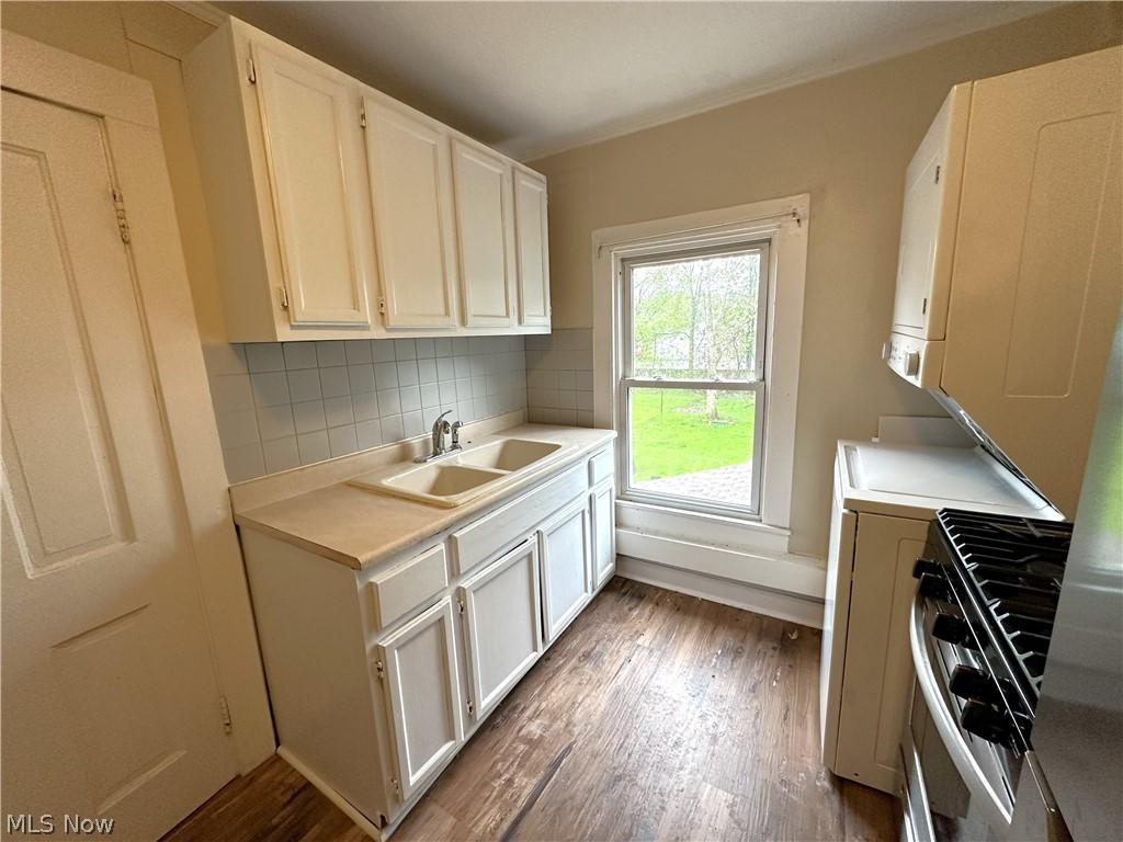 93 W 5th Avenue Berea OH 44017
