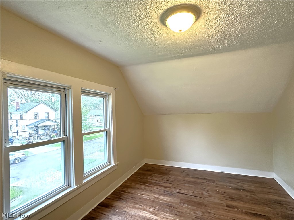 93 W 5th Avenue Berea OH 44017