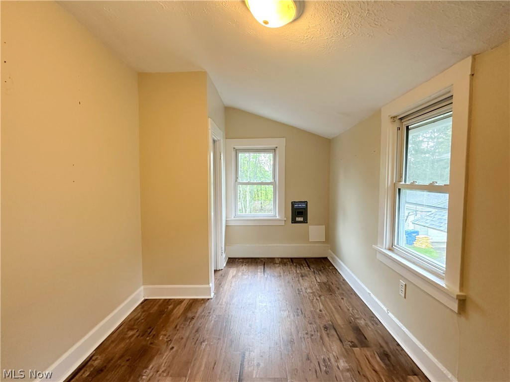 93 W 5th Avenue Berea OH 44017